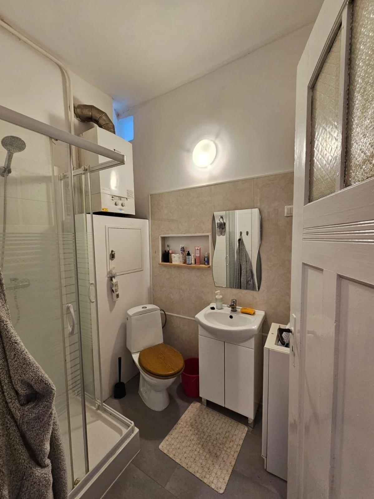 Kamienica Nowodworska 30 Apartman Bydgoszcz Szoba fotó